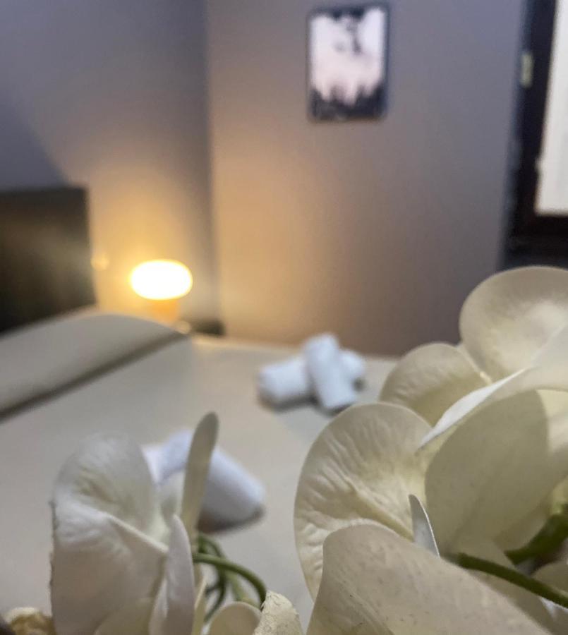 Palazzo Oliveto Couette-café *
